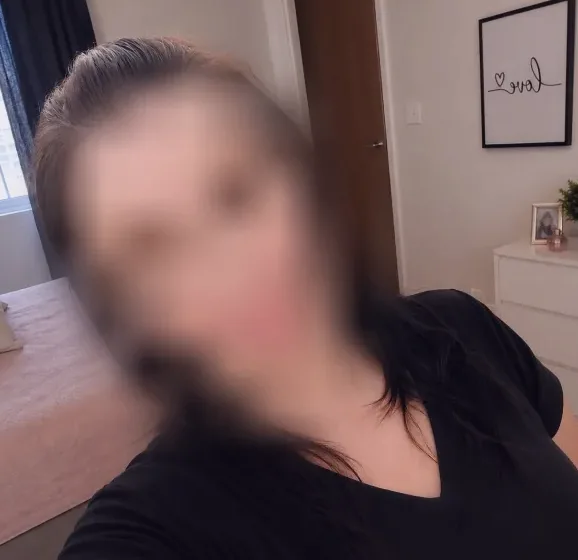 Aya, 37