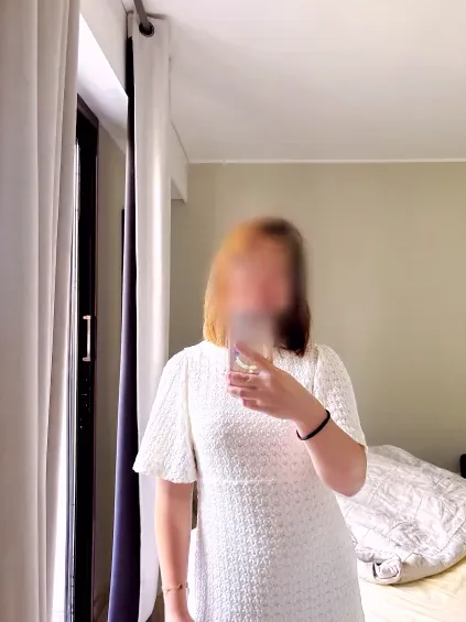 Louise, 30