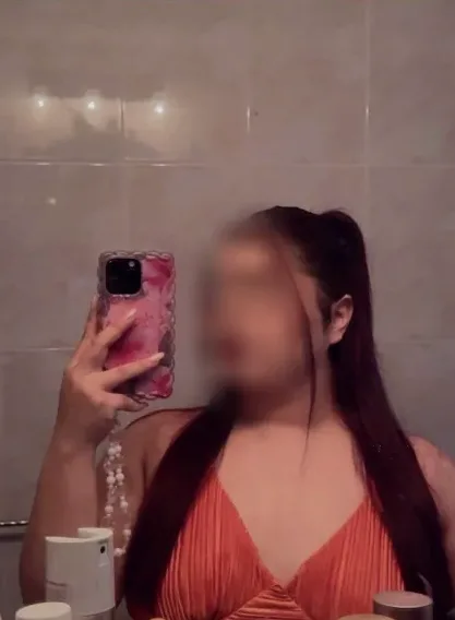 Mariam, 22
